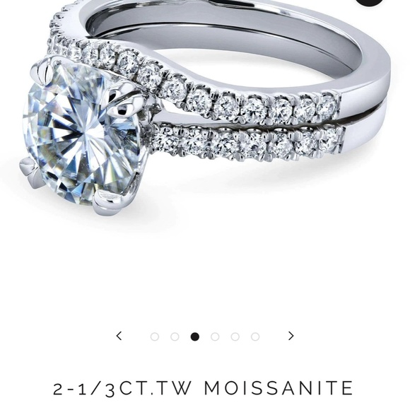 2-1/3CT.TW MOISSANITE AND LAB DIAMOND BRIDAL SET - WHITE GOLD - Picture 4 of 9